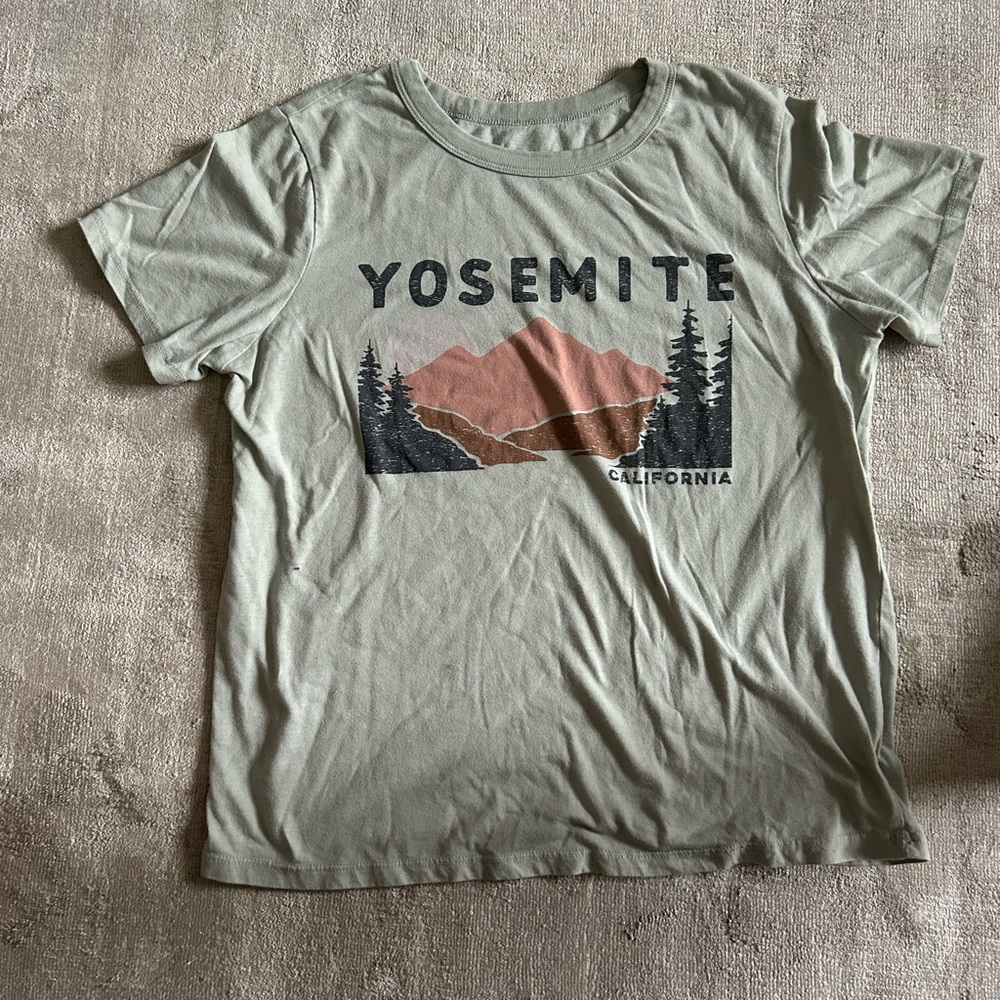 Yosemite Baggy Mint Graphic Tee, Size m